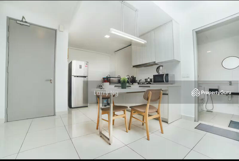 Service Residence for Sale at Residences @ 1 Tebrau - Larry Ng - Kitchen - PropertyGuru.com.my