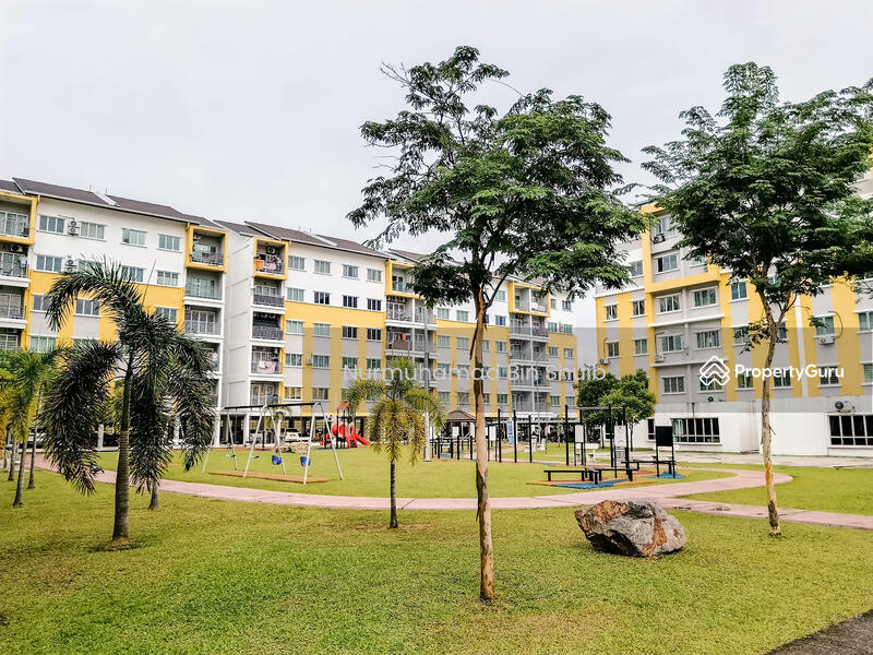 For Sale - Taman Dahlia (Bandar Baru Salak Tinggi)