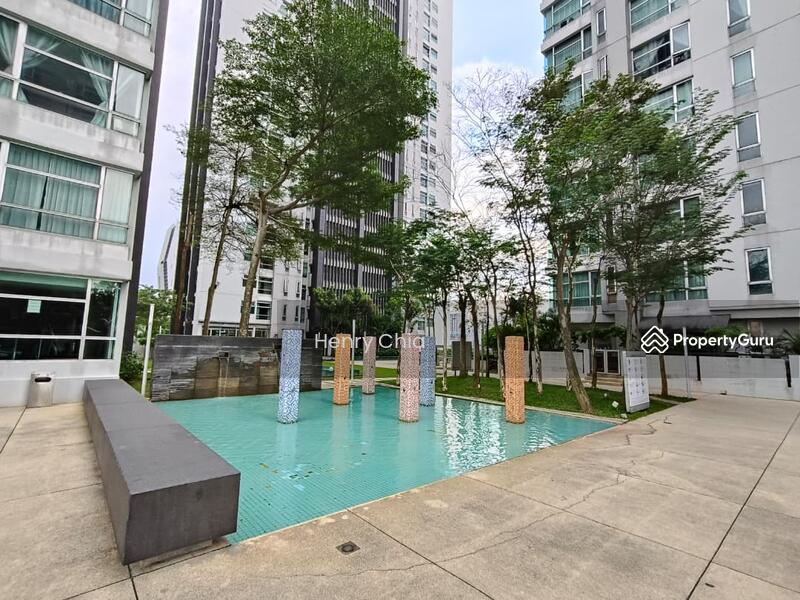 Kondominium untuk Dijual di The Saffron - Henry Chia - Pool - PropertyGuru.com.my