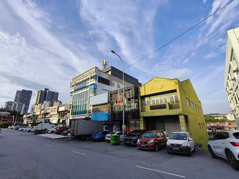Shop / Office untuk Disewa di Taman Taynton View (Cheras) - Henry Chia - Exterior - PropertyGuru.com.my