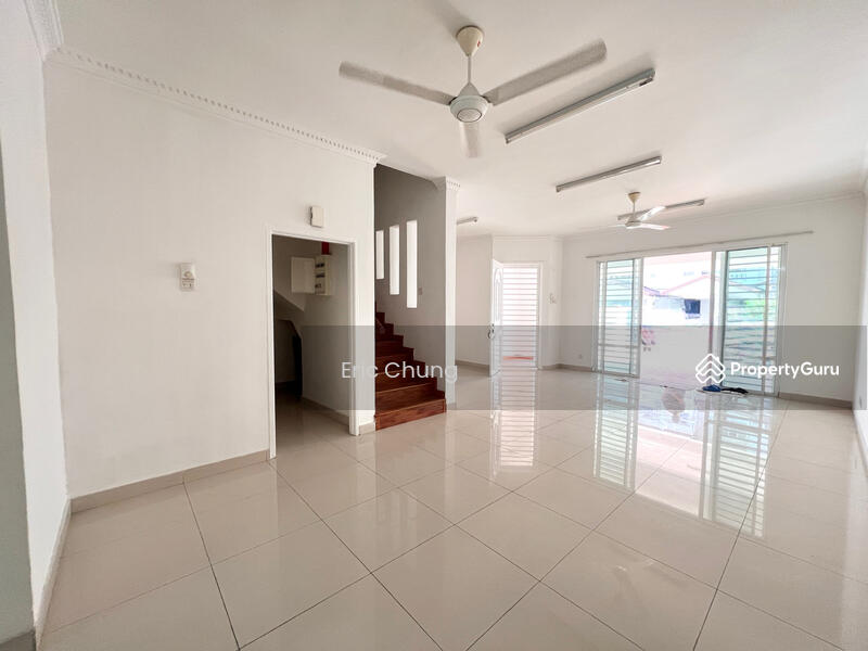 For Sale - 3 Storey Superlink, Anjung Sari, Setia Alam