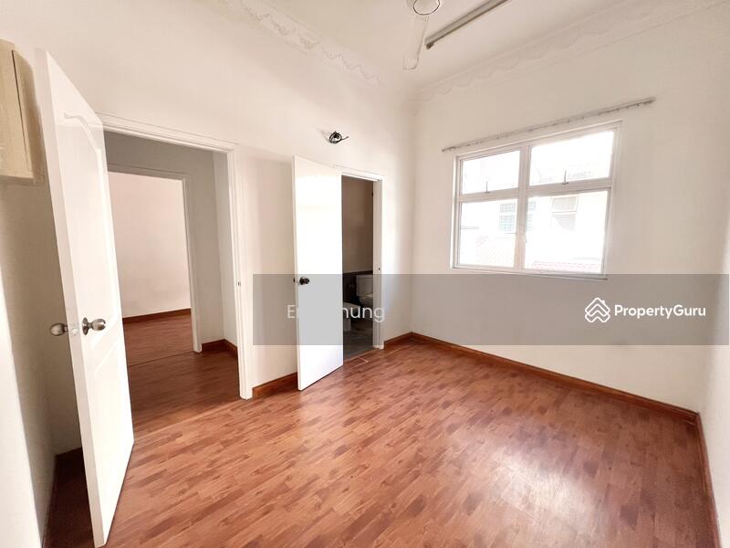 For Sale - 3 Storey Superlink, Anjung Sari, Setia Alam