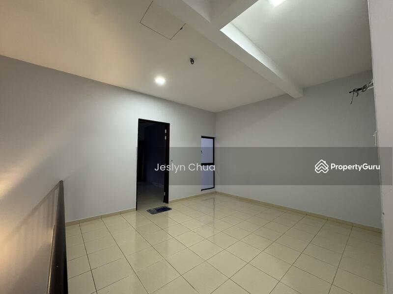For Rent - Myra Meranti