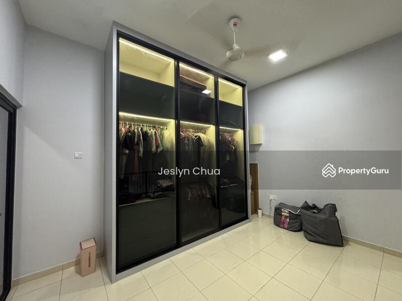 For Rent - Myra Meranti