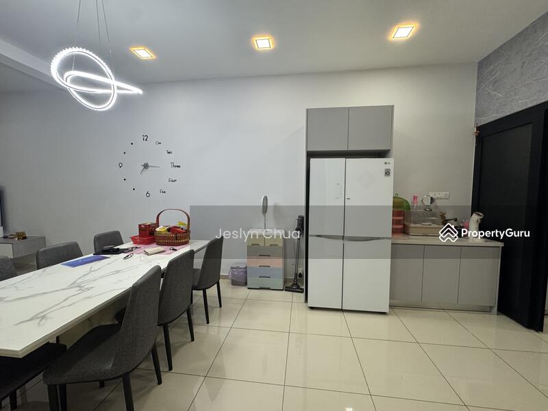 For Rent - Myra Meranti