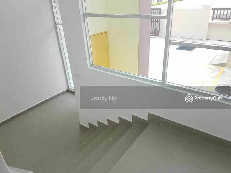 Semi-D Factory for Sale in Iskandar Puteri (Nusajaya) (Johor) - Jacky Ng - Stairs - PropertyGuru.com.my