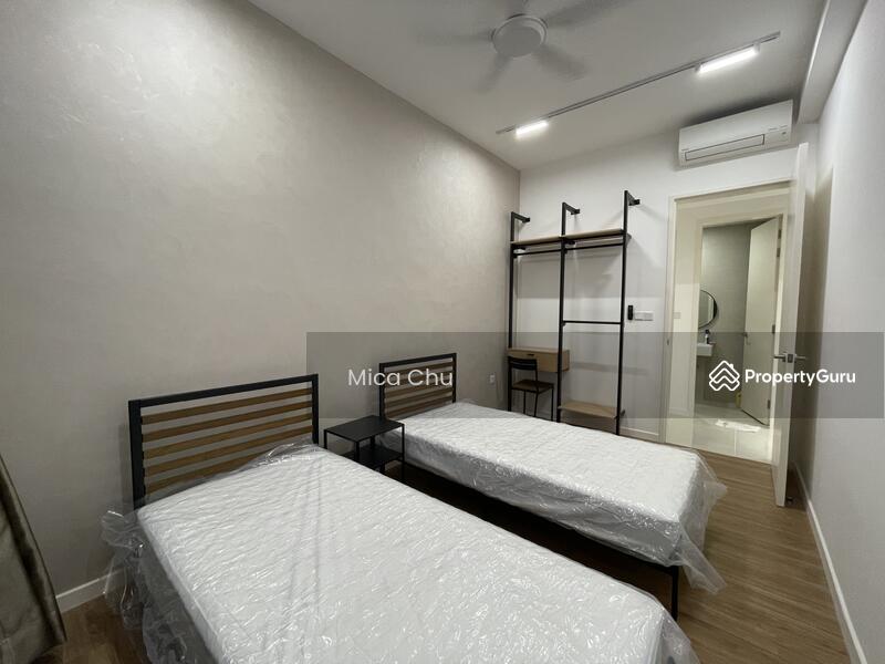 2nd Bedroom