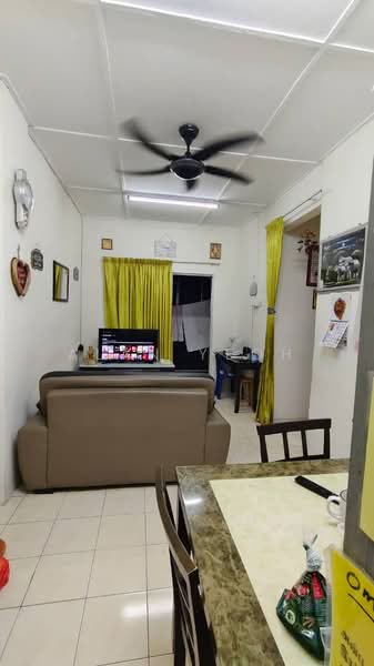 Impian Sentosa untuk Untuk Dijual - RM 331,000, Feb 2026 - Living Room - PropertyGuru.com.my