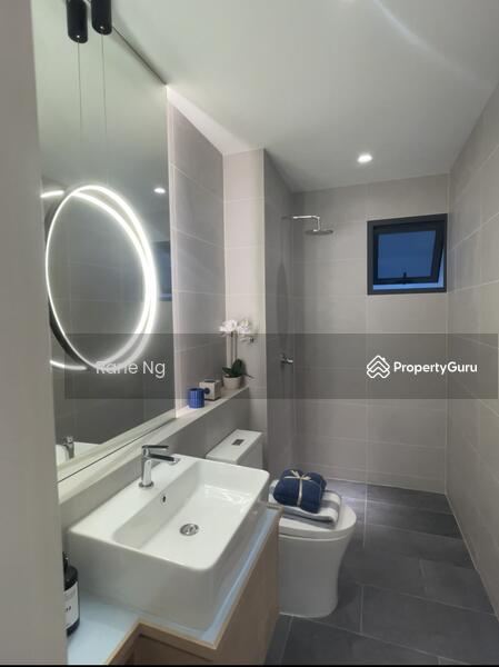Kediaman Servis untuk Dijual di Stellaris @ Riana Dutamas - Rane Ng - Bathroom - PropertyGuru.com.my
