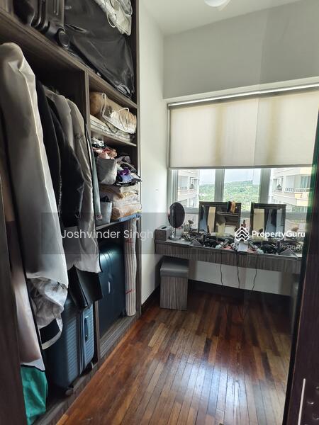 Walk In Wardrobe