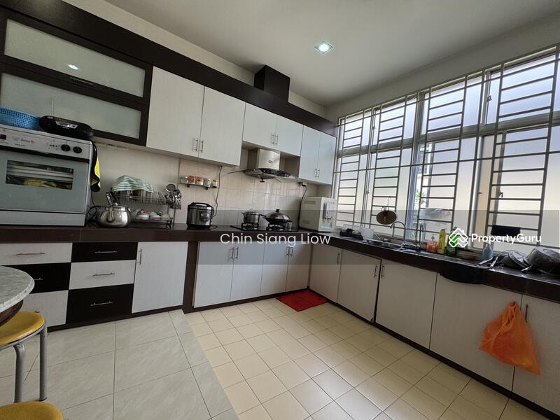 Rumah Teres 2 Tingkat untuk Dijual di Taman Cheng Perdana 1 (Cheng) - Chin Siang Liow - Kitchen - PropertyGuru.com.my