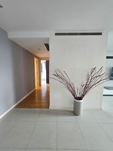 Condominium for Rent at Kiaramas Ayuria - Jarrod Joshua - Corridor - PropertyGuru.com.my