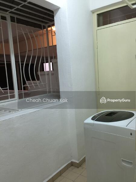 Washing area