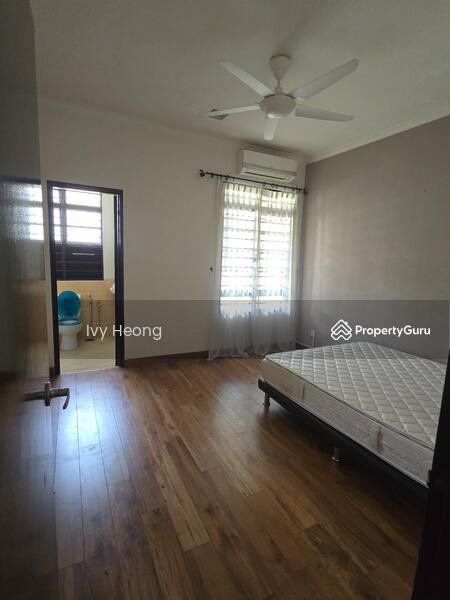 2-storey Terraced House for Sale in Bandar Kinrara Seksyen 5 (Bandar Kinrara) - Ivy Heong - Bedroom - PropertyGuru.com.my