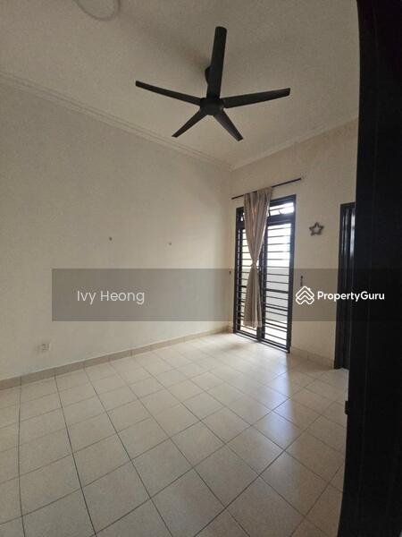 2-storey Terraced House for Sale in Bandar Kinrara Seksyen 5 (Bandar Kinrara) - Ivy Heong - Bedroom - PropertyGuru.com.my