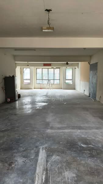 Shop for Rent in Taman Equine (Seri Kembangan) - Wendy Boon - Interior - PropertyGuru.com.my