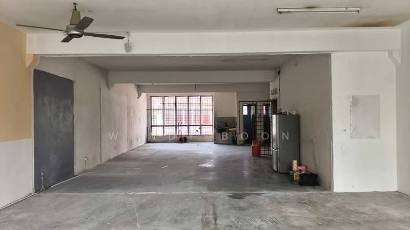 Shop for Rent in Taman Equine (Seri Kembangan) - Wendy Boon - Interior - PropertyGuru.com.my