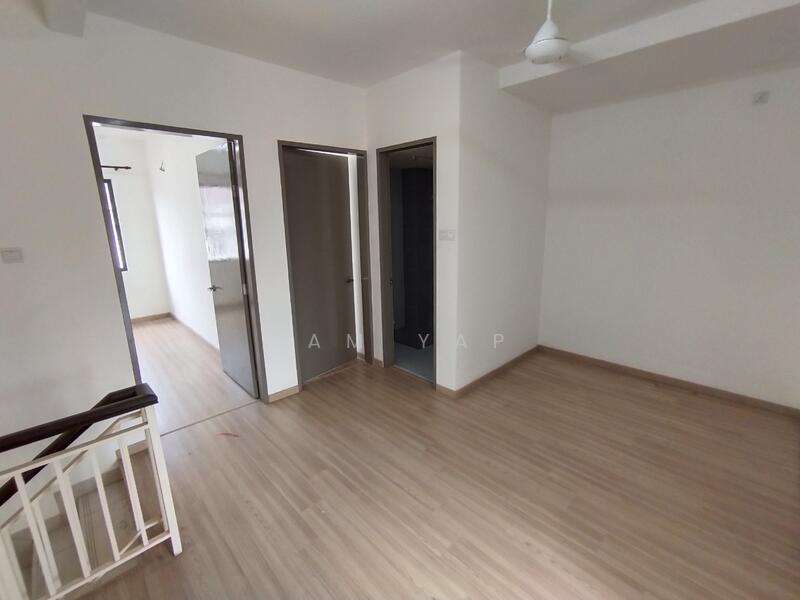 1st Floor Living Hall