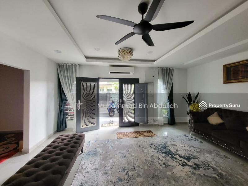 2-storey Terraced House for Sale in Bandar Sri Sendayan (Negeri Sembilan) - Ismi Muhammad - Living Room - PropertyGuru.com.my