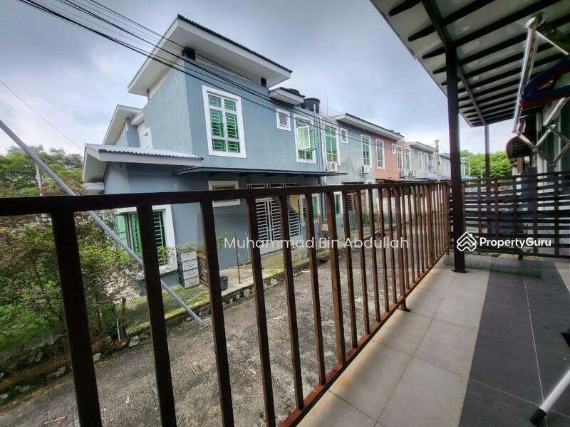2-storey Terraced House for Sale in Bandar Sri Sendayan (Negeri Sembilan) - Ismi Muhammad - Balcony - PropertyGuru.com.my