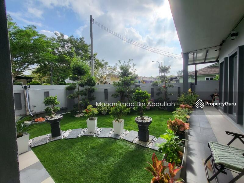 2-storey Terraced House for Sale in Bandar Sri Sendayan (Negeri Sembilan) - Ismi Muhammad - Garden - PropertyGuru.com.my