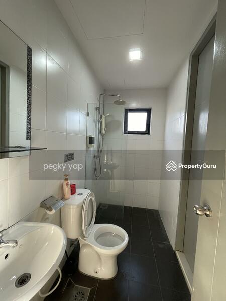 Servis Apartment untuk Disewa di VIM 3 @ Desa Park North - pegky yap - Bathroom - PropertyGuru.com.my