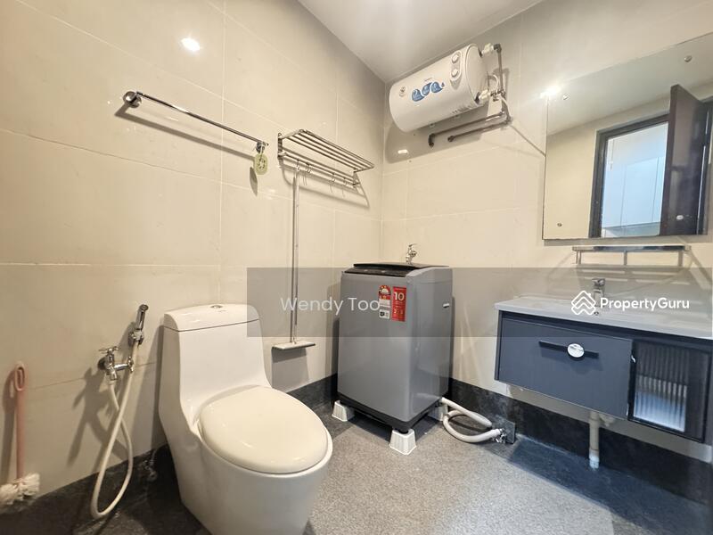 Condominium for Rent at Amberside @ Country Garden Danga Bay - Wendy Too - Bathroom - PropertyGuru.com.my