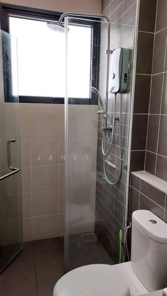 Servis Apartment untuk Dijual di Cube @ One South - Janet Au - Bathroom - PropertyGuru.com.my