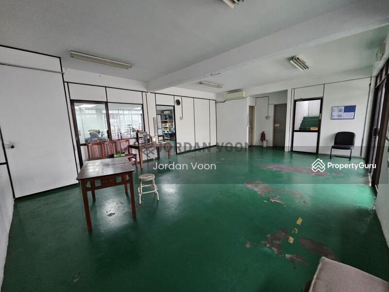 Lobby Office