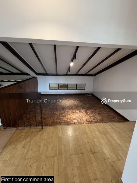 First floor common area 