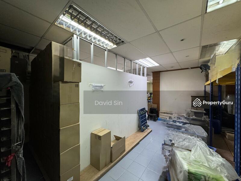 For Rent - Bandar Menjalara