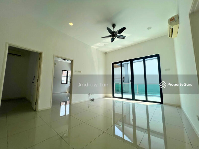1F Living Room