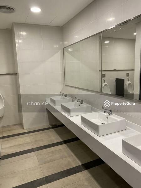 Factory for Rent in Sungai Way Free Indsutrial Zone (Petaling Jaya) - Chan Y.H. - Bathroom - PropertyGuru.com.my