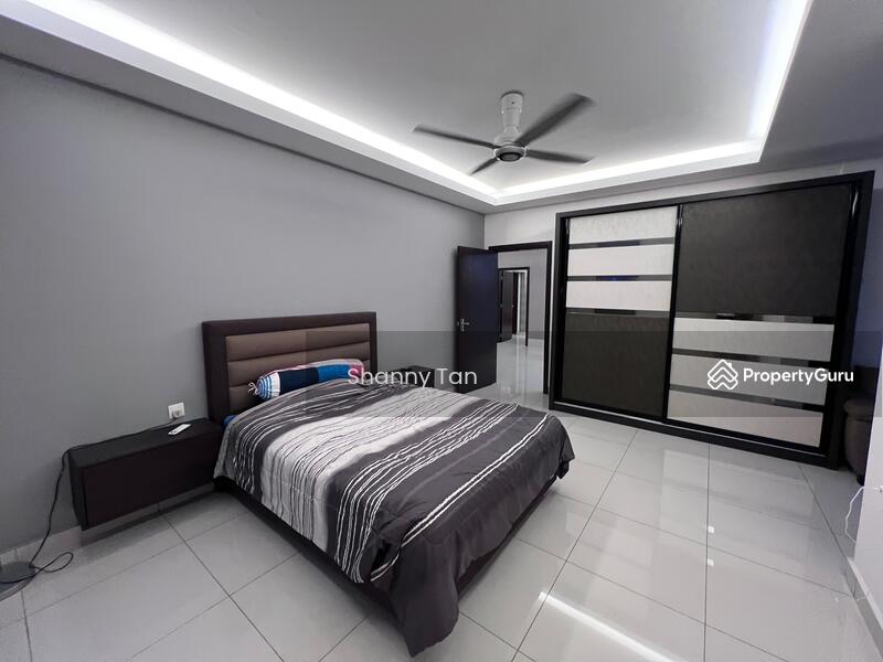 Bungalow for Sale in Taman Bukit Suria (Cheras) - Shanny Tan - Master Bedroom - PropertyGuru.com.my