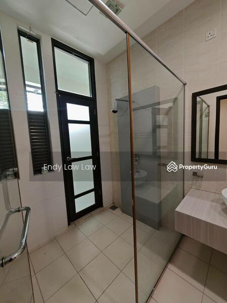 Rumah Banglo untuk Dijual di Ledang Heights (Iskandar Puteri (Nusajaya)) - Endy Law Law - Bathroom - PropertyGuru.com.my