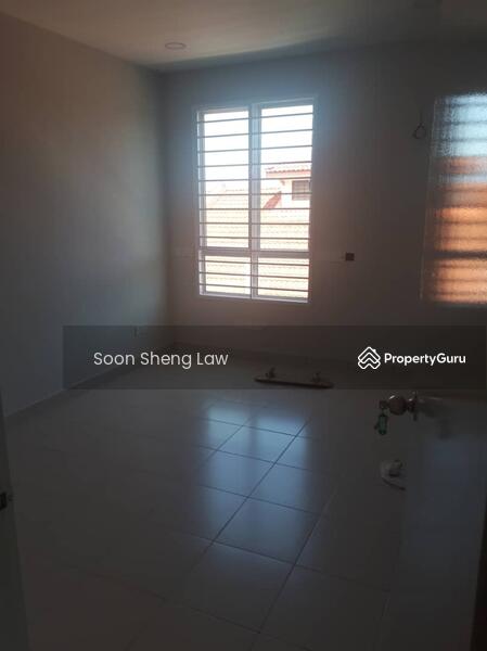 For Sale - Rinching 2 Storey Big Land Corner Lot