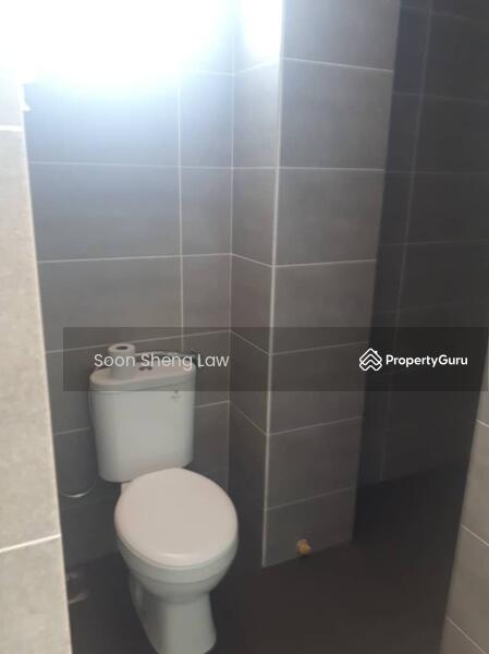 For Sale - Rinching 2 Storey Big Land Corner Lot