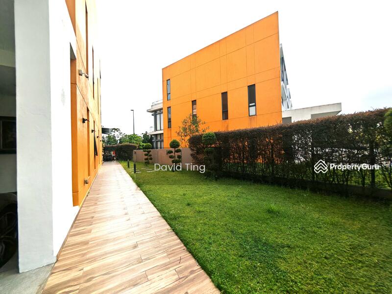 Terraced House for Sale in Taman Tasik Damai (Sungai Besi) - David Ting - Garden - PropertyGuru.com.my