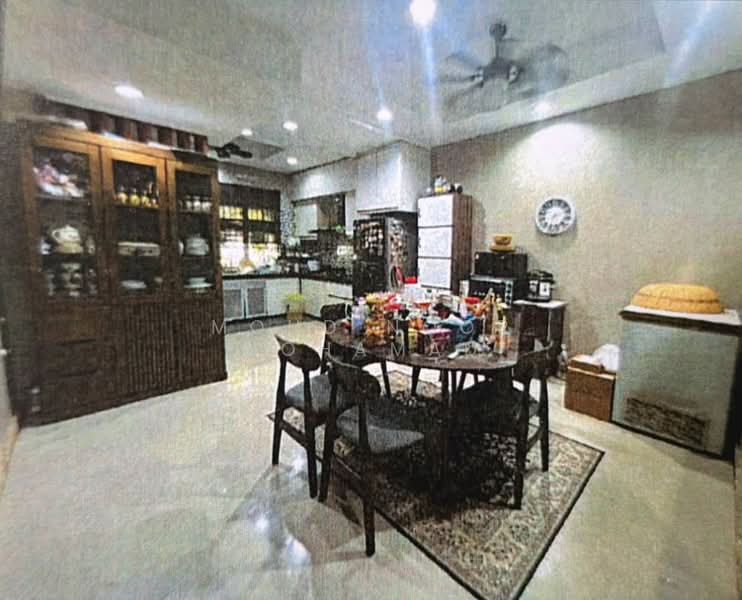 Rumah Teres 2 Tingkat untuk Dijual di Seksyen 7 (Shah Alam) - Mohd Noor Mohamad - Kitchen - PropertyGuru.com.my