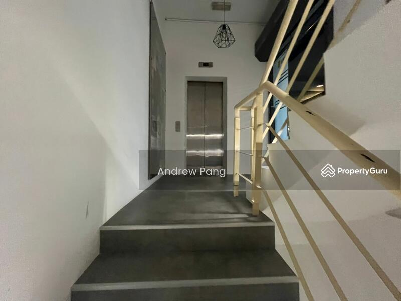 Shop / Office for Rent in Pju 5 (Kota Damansara) - Andrew Pang - Stairs - PropertyGuru.com.my