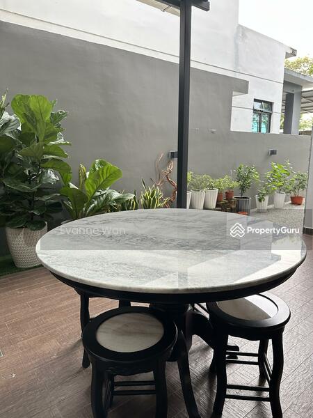 Outdoor tea area and garden
