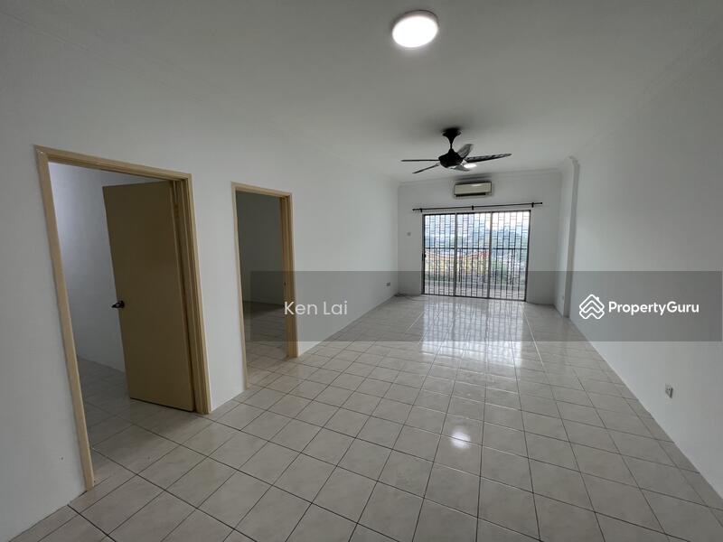 Pangsapuri Indahria untuk Untuk Dijual - RM 280,000, Feb 2026 - Living Room - PropertyGuru.com.my