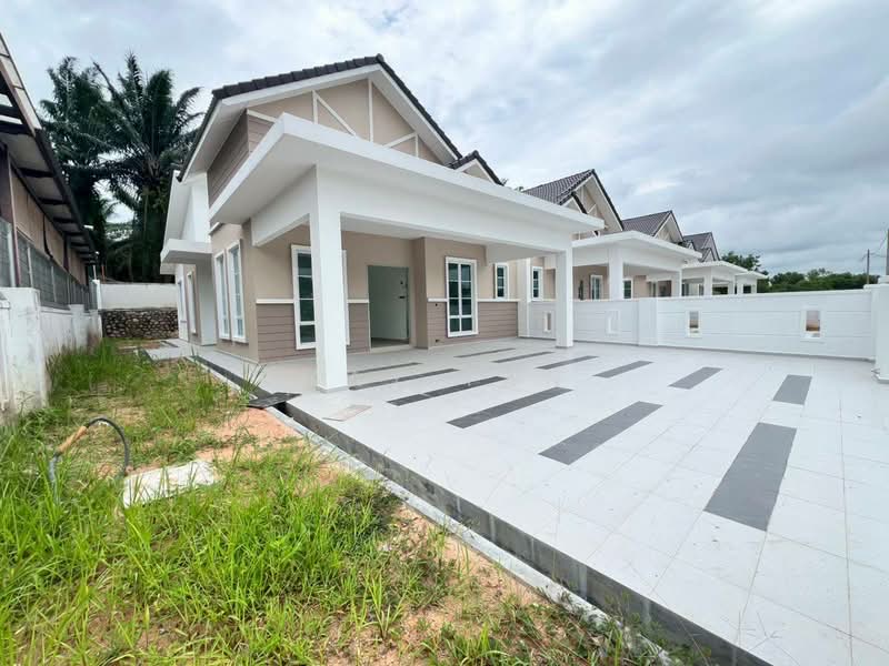 Rumah Berkembar untuk Dijual di Kluang (Johor) - May Tan - PropertyGuru.com.my
