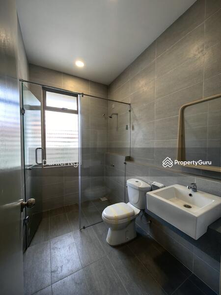 Rumah Teres untuk Dijual di Hulu Langat (Selangor) - Daniel Ng - Bathroom - PropertyGuru.com.my
