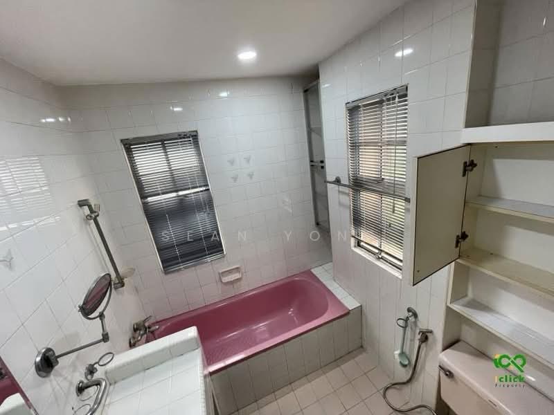 Condominium for Sale at Casa Mila - Sean Yong - Bathroom - PropertyGuru.com.my
