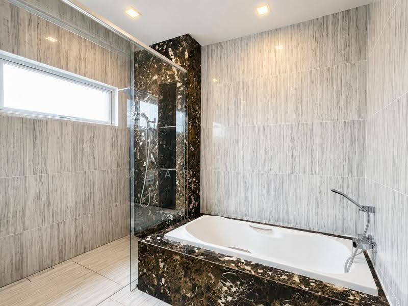 Bungalow House untuk Dijual di Kemensah Heights (Ulu Kelang) - Lucas Choo - Bathroom - PropertyGuru.com.my