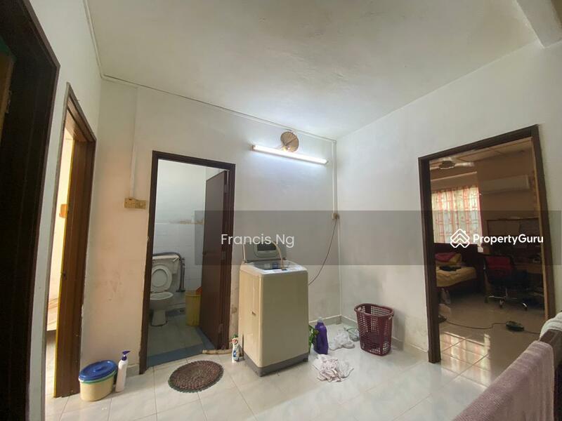 2-storey Terraced House for Sale in Saujana Puchong (Puchong) - Francis Ng - Bathroom - PropertyGuru.com.my