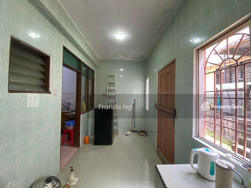 2-storey Terraced House for Sale in Saujana Puchong (Puchong) - Francis Ng - Kitchen - PropertyGuru.com.my