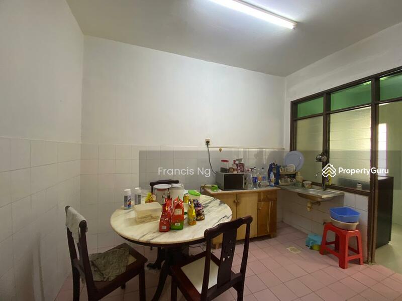 2-storey Terraced House for Sale in Saujana Puchong (Puchong) - Francis Ng - Kitchen - PropertyGuru.com.my