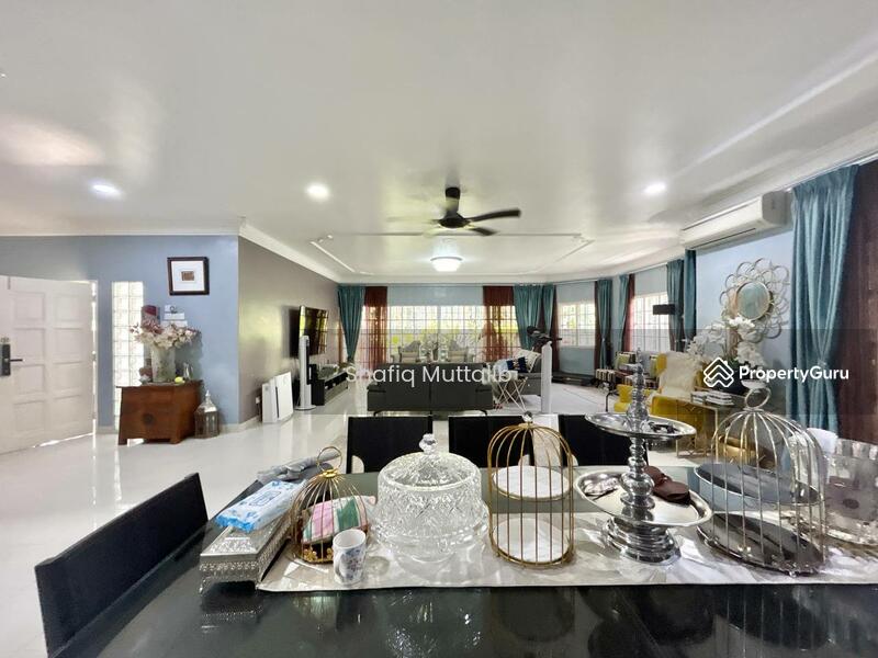 Ukay Heights Bungalow untuk Untuk Dijual - RM 2,600,000, Mac 2026 - Living Room - PropertyGuru.com.my